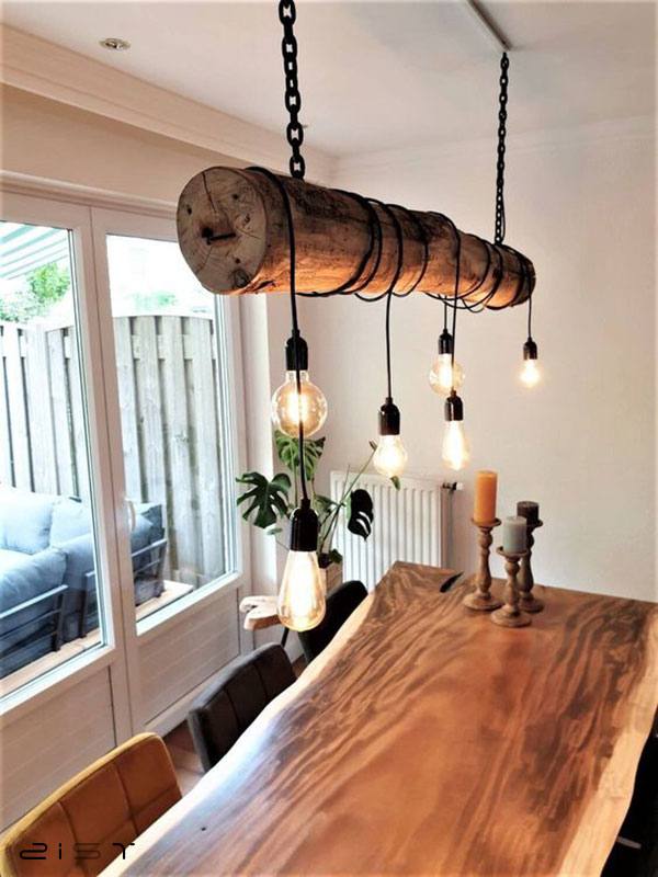 خرید میز ناهار خوری چوب روستیک و یک لوستر چوبی برای تکمیل دکوراسیون چوبی پذیرایی 